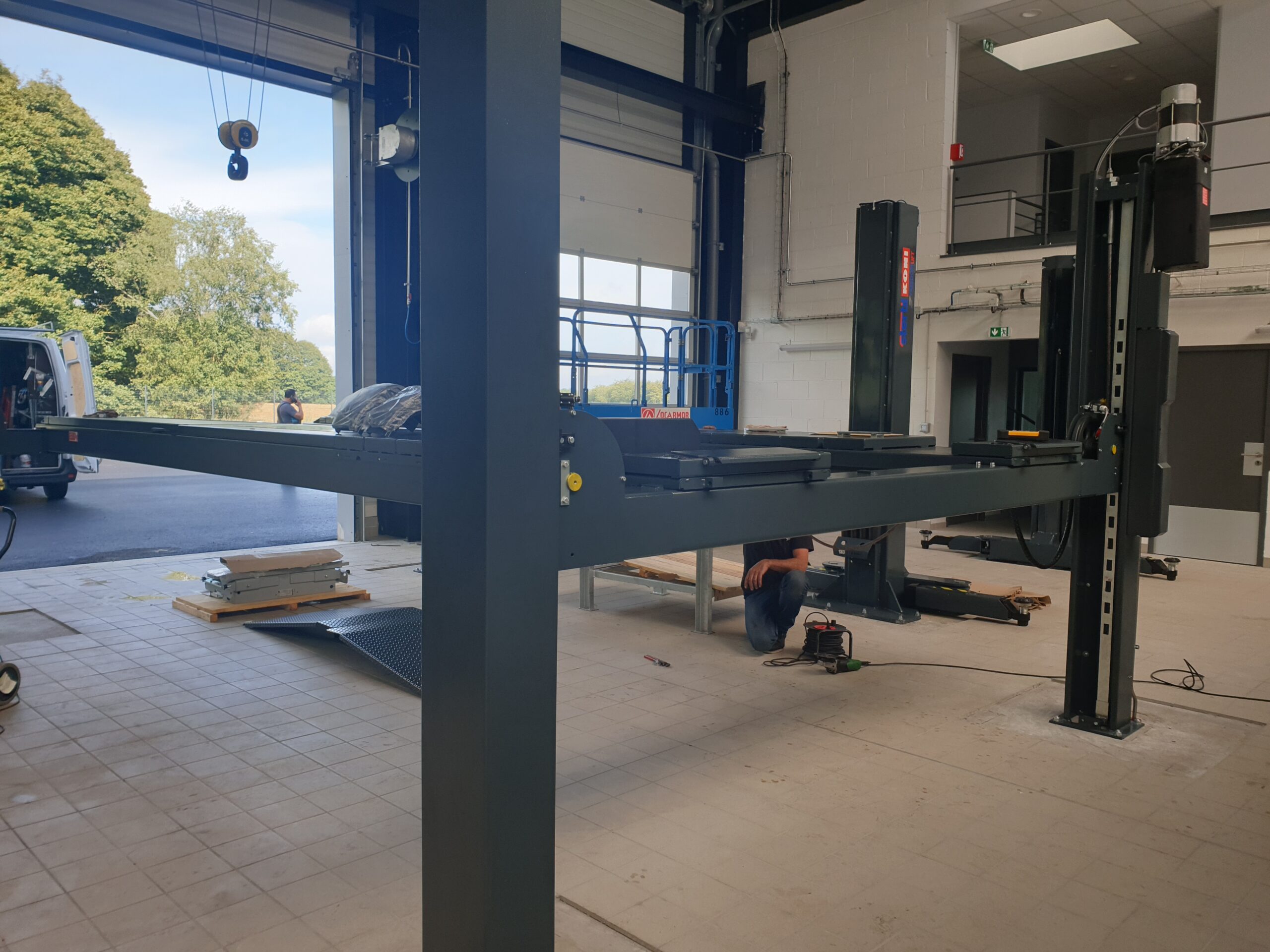 llda-distributeur-pieces-automobolies-utilitaire-4-colonnes-saint-brieuc